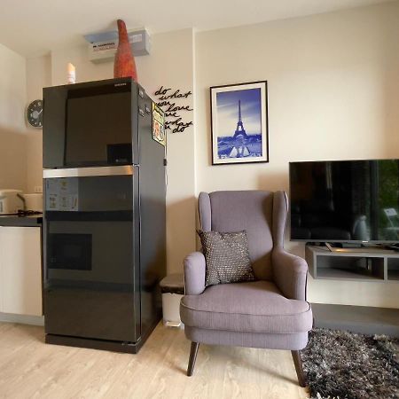 Appartamento The Base Deluxe Kingsize Pattaya Esterno foto